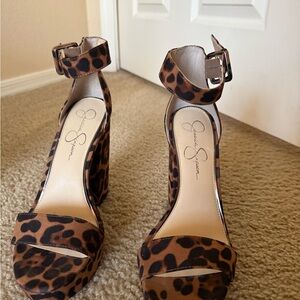 Jessica Simpson Brown and Black Heels Leopard Print